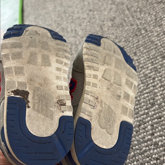 New Balance - Picture 4 of 6